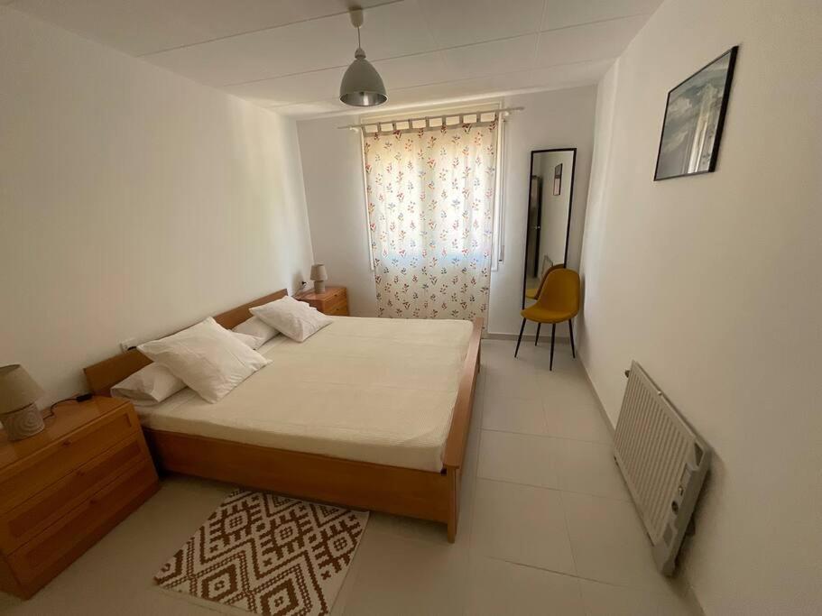 אמפוריבראבה Lindo Apartamento Con Vistas Al Puerto Mistral מראה חיצוני תמונה